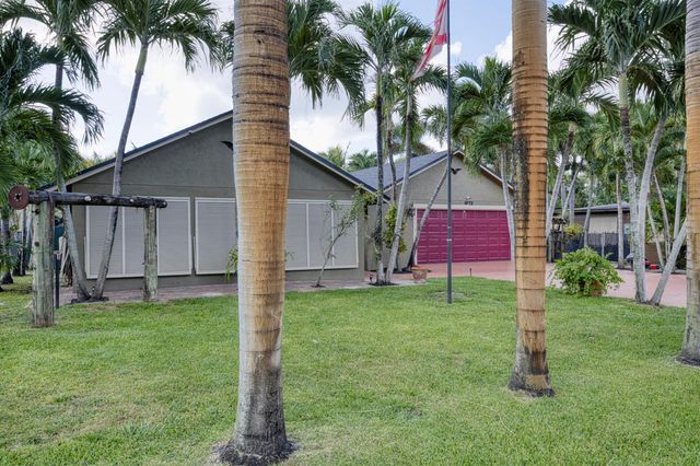 1672 ERIE Terrace, Palm Springs, FL 33406