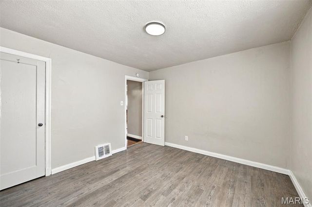 41 Henquin Drive, St Louis, MO 63135