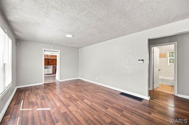 41 Henquin Drive, St Louis, MO 63135