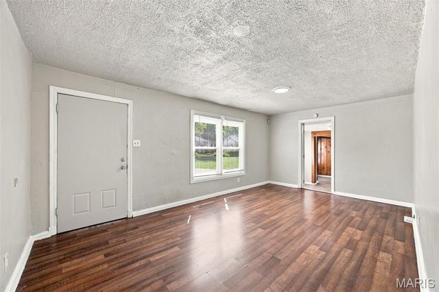 41 Henquin Drive, St Louis, MO 63135