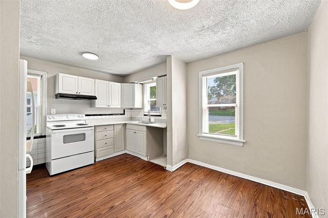 41 Henquin Drive, St Louis, MO 63135