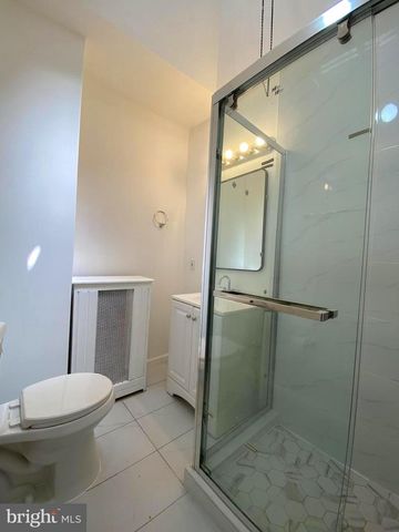 2204 S WOODSTOCK ST, Philadelphia, PA 19145