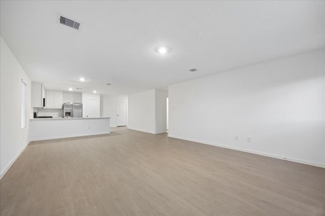 337 Grayson Baw Lane, Waller, TX 77484