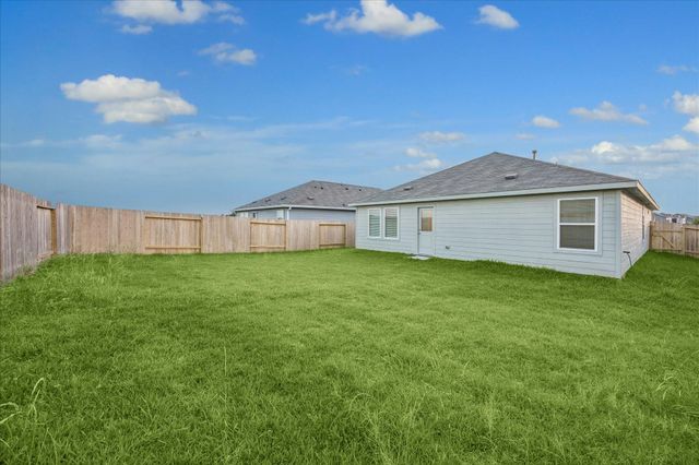 337 Grayson Baw Lane, Waller, TX 77484