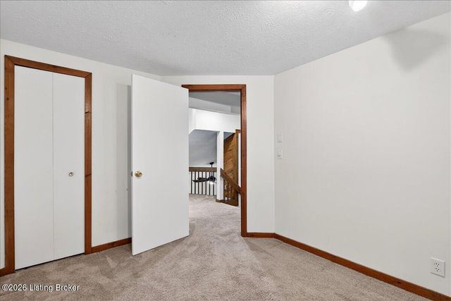 8920 Wimsatt Way, Louisville, KY 40291