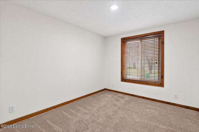 8920 Wimsatt Way, Louisville, KY 40291