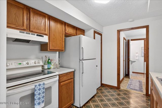 8920 Wimsatt Way, Louisville, KY 40291