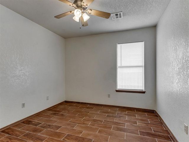 11508 Wallace Avenue, Oklahoma City, OK 73162