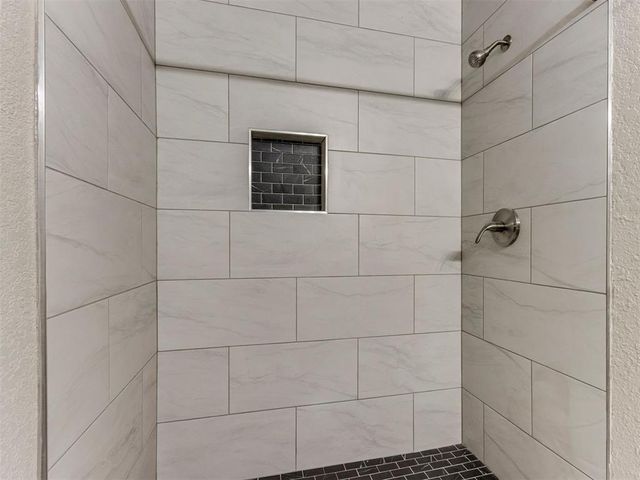 11508 Wallace Avenue, Oklahoma City, OK 73162