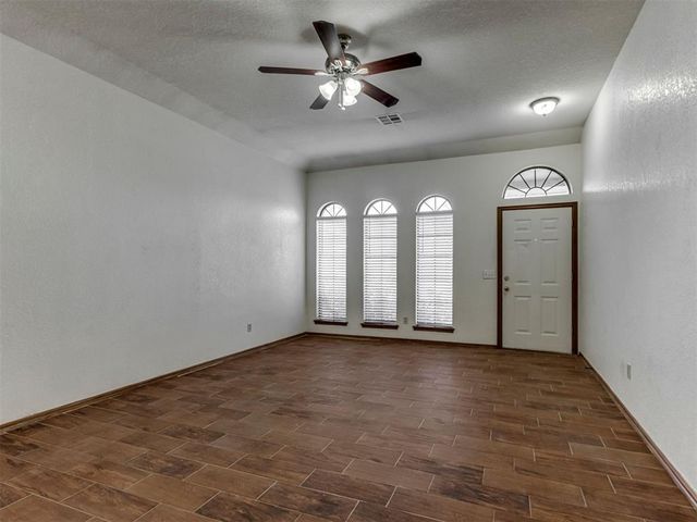 11508 Wallace Avenue, Oklahoma City, OK 73162