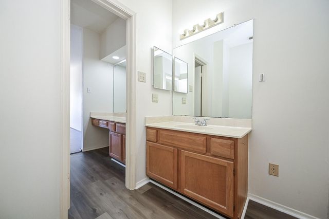 338 Wilcrest Drive 338, Houston, TX 77042