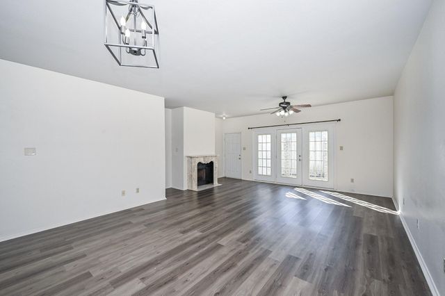 338 Wilcrest Drive 338, Houston, TX 77042