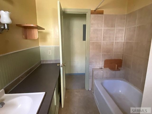 200 N 2nd Street, Challis, ID 83226