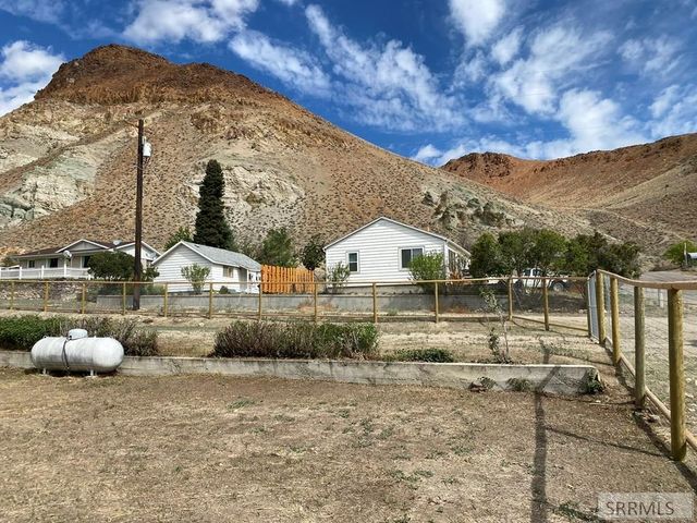 200 N 2nd Street, Challis, ID 83226