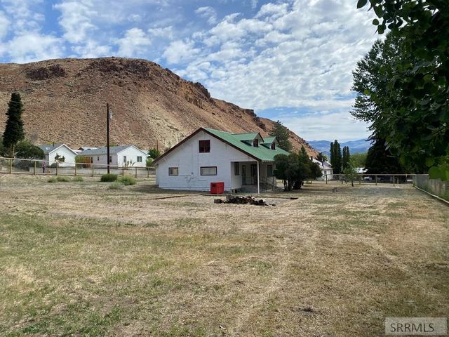 200 N 2nd Street, Challis, ID 83226