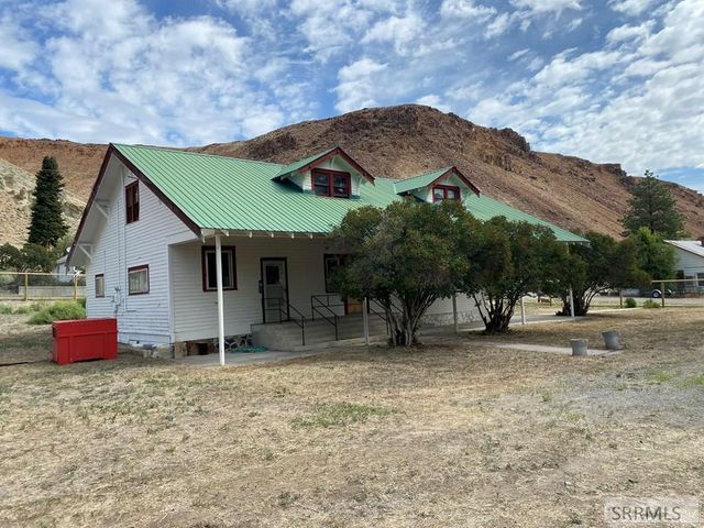200 N 2nd Street, Challis, ID 83226