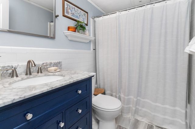 114 Lewis Ave, Walpole, MA 02081