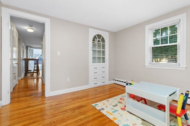 114 Lewis Ave, Walpole, MA 02081