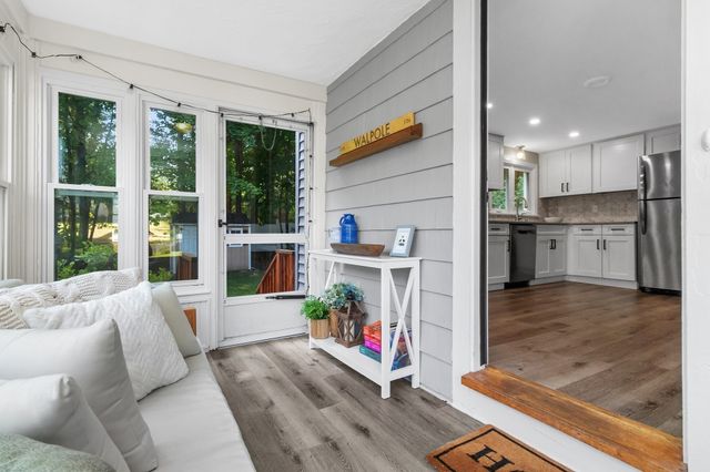 114 Lewis Ave, Walpole, MA 02081