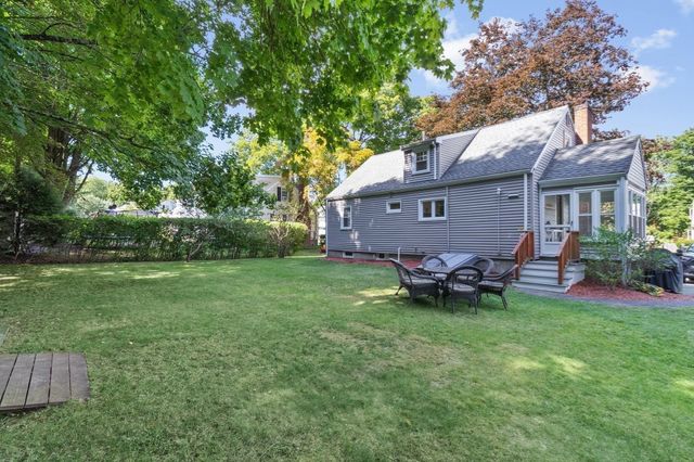 114 Lewis Ave, Walpole, MA 02081