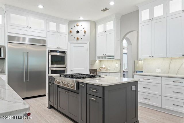 240 ST JOHNS FOREST Boulevard, St. Johns, FL 32259