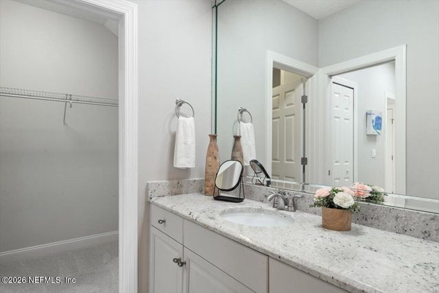 240 ST JOHNS FOREST Boulevard, St. Johns, FL 32259