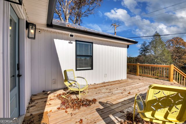 1144 Blue Ridge Drive, Mccaysville, GA 30555