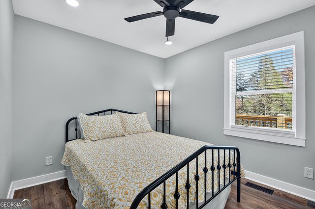 1144 Blue Ridge Drive, Mccaysville, GA 30555