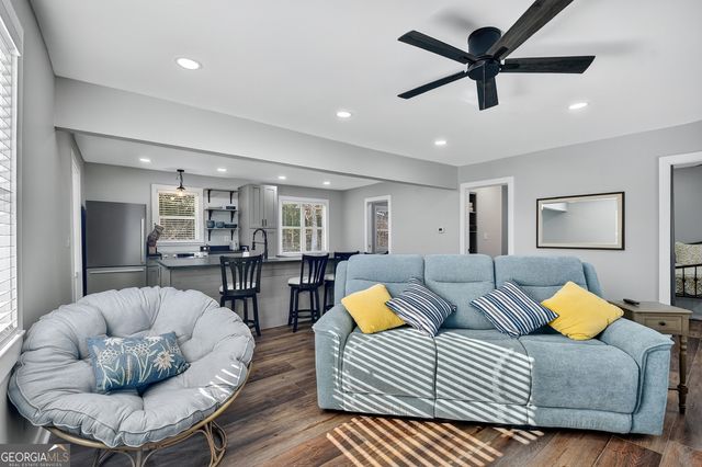 1144 Blue Ridge Drive, Mccaysville, GA 30555