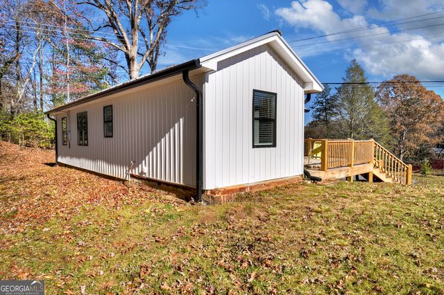 1144 Blue Ridge Drive, Mccaysville, GA 30555