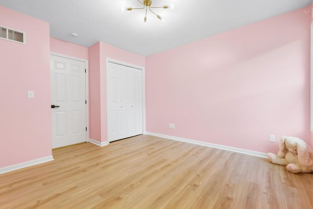 13347 Greenbriar Drive, Grand Haven, MI 49417