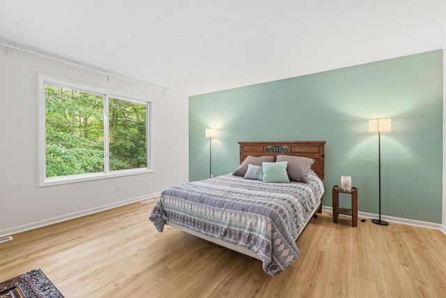13347 Greenbriar Drive, Grand Haven, MI 49417