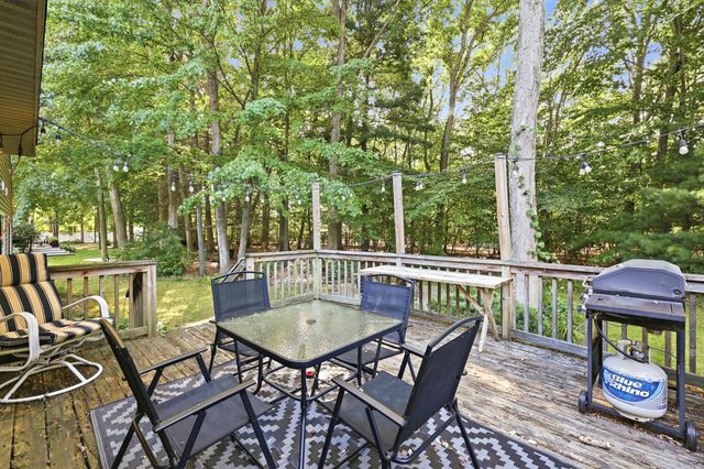 13347 Greenbriar Drive, Grand Haven, MI 49417