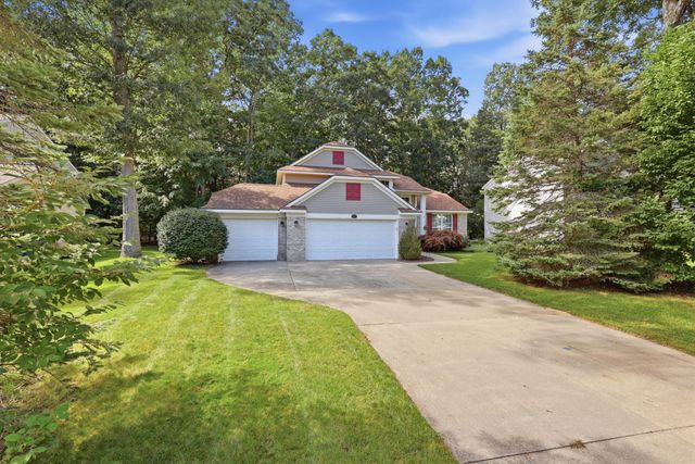 13347 Greenbriar Drive, Grand Haven, MI 49417