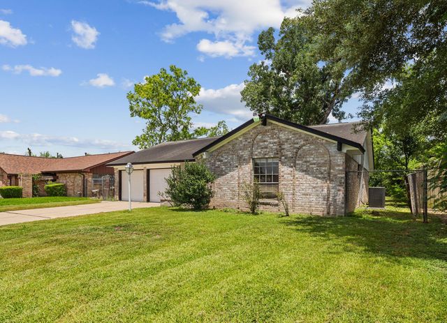 15027 Bathurst Drive, Houston, TX 77053