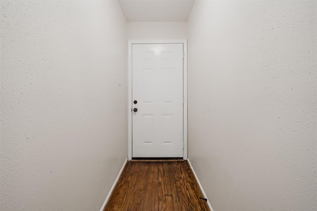 15027 Bathurst Drive, Houston, TX 77053