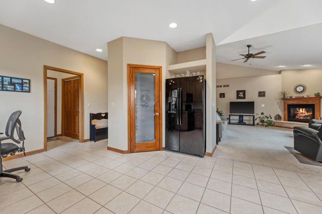 1289 Ridgeside ROAD, Oconomowoc, WI 53066