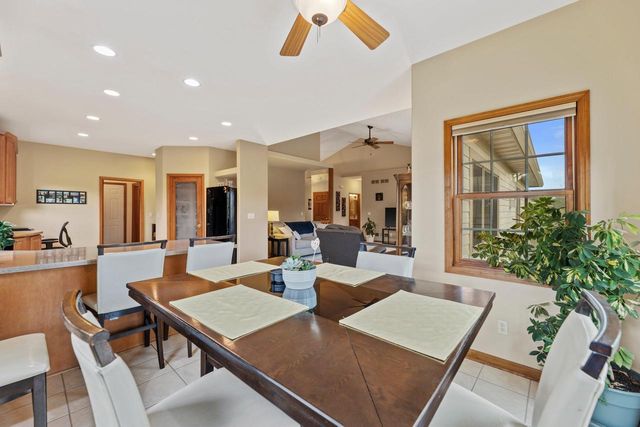 1289 Ridgeside ROAD, Oconomowoc, WI 53066