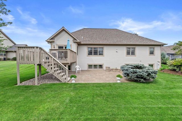 1289 Ridgeside ROAD, Oconomowoc, WI 53066