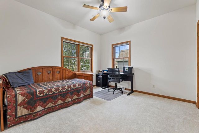 1289 Ridgeside ROAD, Oconomowoc, WI 53066