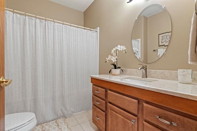 1289 Ridgeside ROAD, Oconomowoc, WI 53066