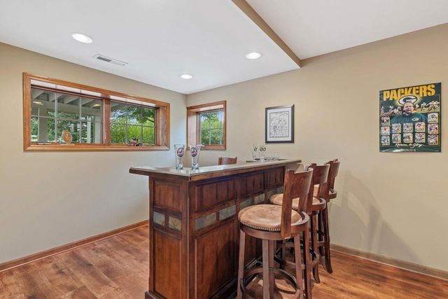 1289 Ridgeside ROAD, Oconomowoc, WI 53066