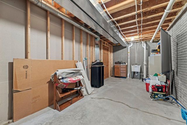 1289 Ridgeside ROAD, Oconomowoc, WI 53066