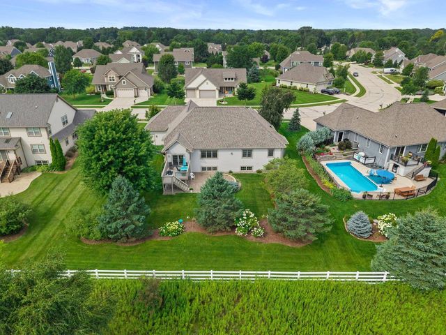 1289 Ridgeside ROAD, Oconomowoc, WI 53066