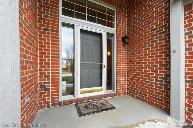 6166 Lochmore Drive, Commerce Twp, MI 48382