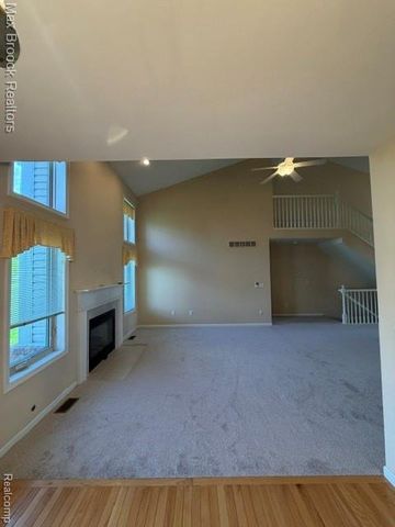 6166 Lochmore Drive, Commerce Twp, MI 48382