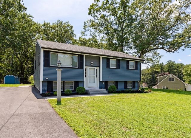 43 Newport Drive, Westford, MA 01886