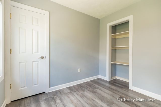 120 34th Street SE, Wyoming, MI 49548
