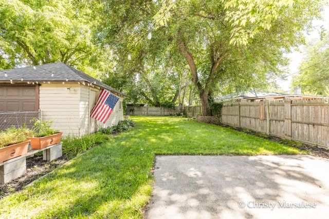 120 34th Street SE, Wyoming, MI 49548