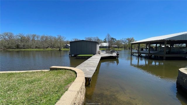11810 Riley Green Road, Franklin, TX 77856